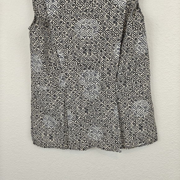 Marc By Marc Jacobs NWT Ink Multi Color Sleeveless Button Up Silk Blend Top S - Picture 10 of 12